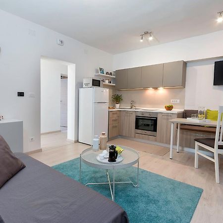 Sunsplash Apartments Pula Zewnętrze zdjęcie