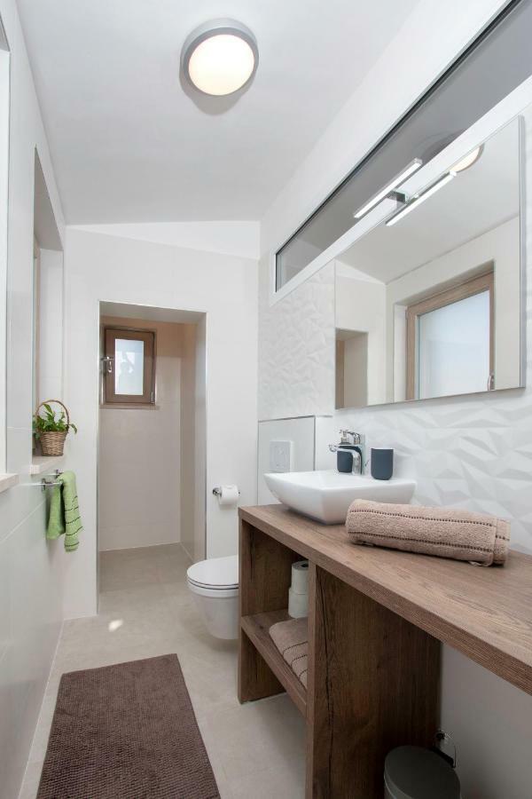 Sunsplash Apartments Pula Zewnętrze zdjęcie